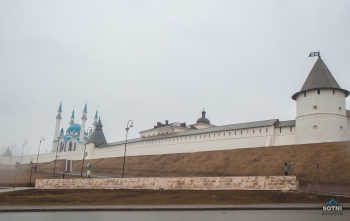 Первый день, вид на кремль со стороны Правобулочной улицы